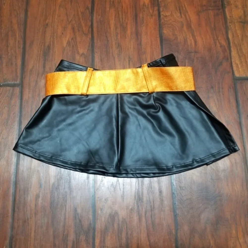 🎃 Disney halloween Black And Orange Skirt 🎃 - Picture 2 of 5